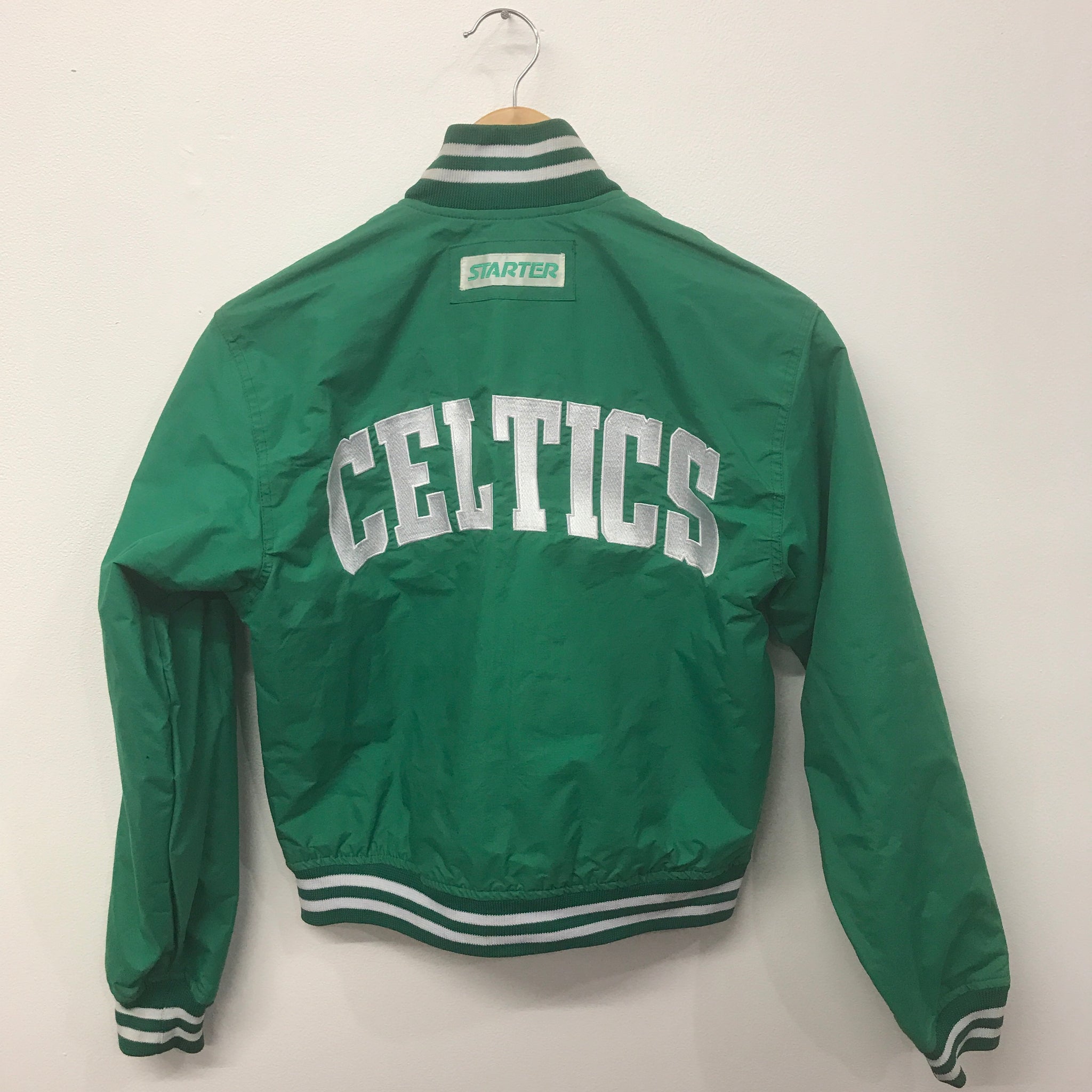 Vintage Deadstock Starter Boston Celtics Jacket youth Medium –  Neighbourhood Goods